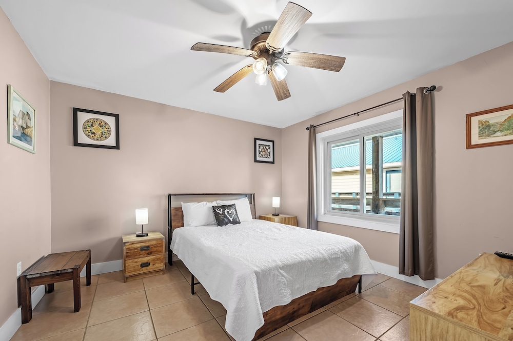 Gulf View 23