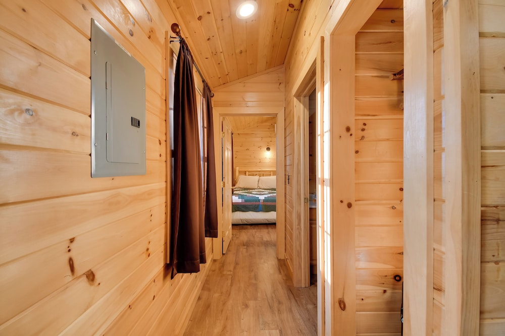 Shared Dock Access at Lakeside Sodus Bay Cabin!
