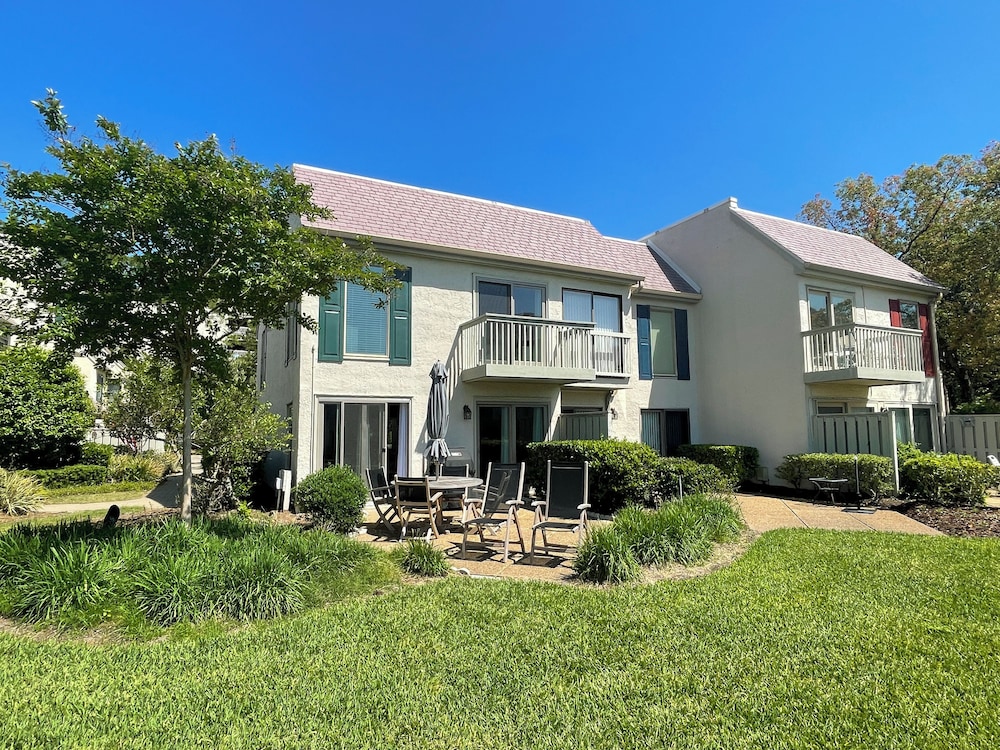 735 Schooner Court at The Sea Pines Resort