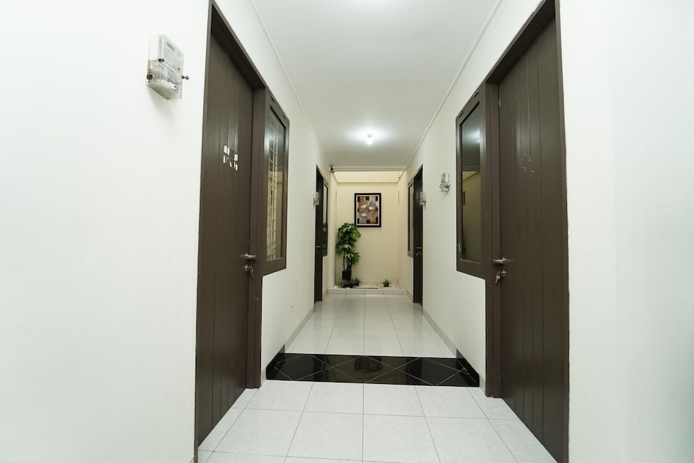KoolKost near Universitas Prasetiya Mulya