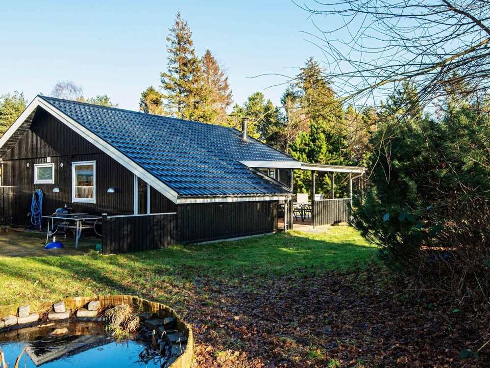 8 Person Holiday Home in Glesborg