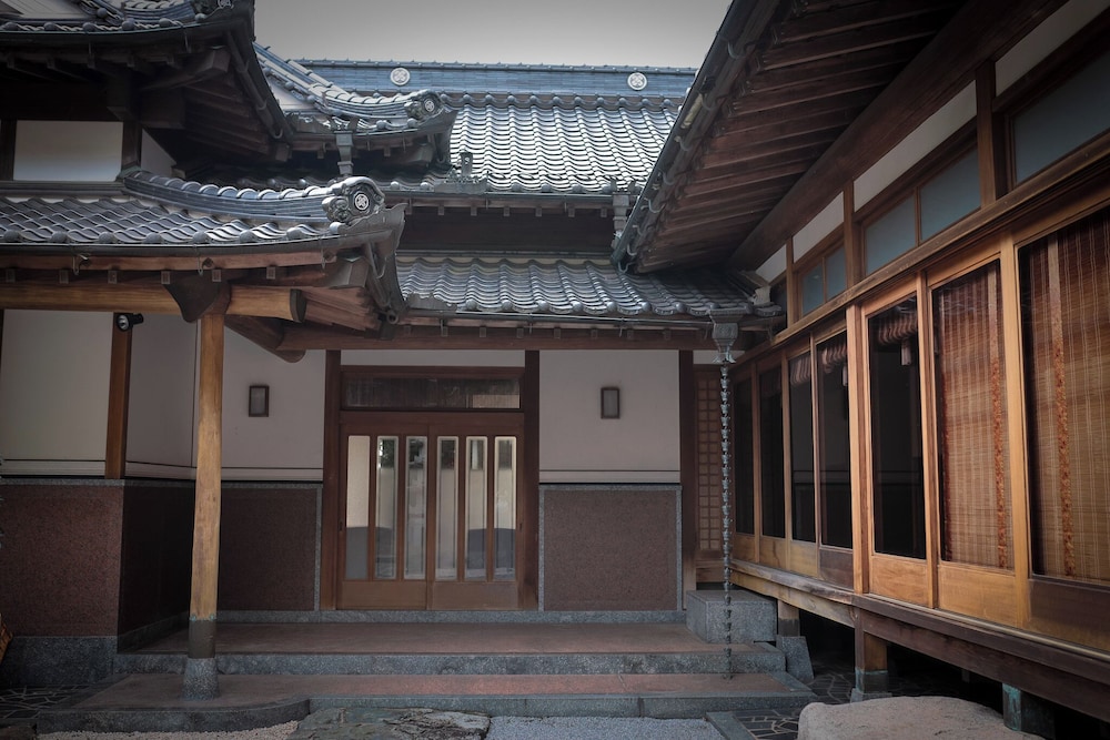 SAMURAI HOUSE See in Movies near Hikosan