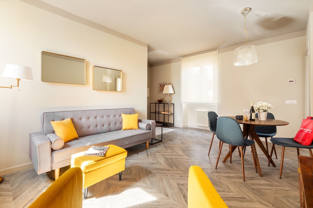 Vatican Lovely and New 2 BR Apartment photo 2