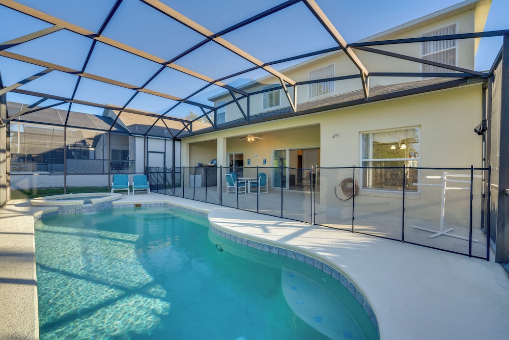 11 Mi to Disney: Family-friendly Davenport Home