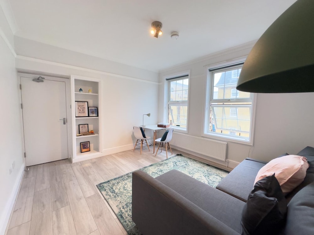 The King's Cross Boutique Apartment!!!