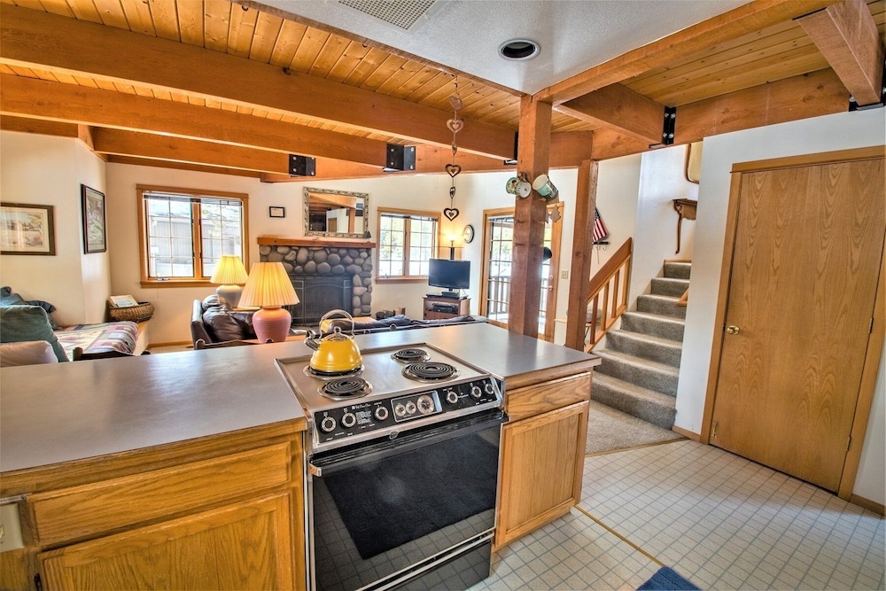 Mt Adams 6 2 Bedroom Home