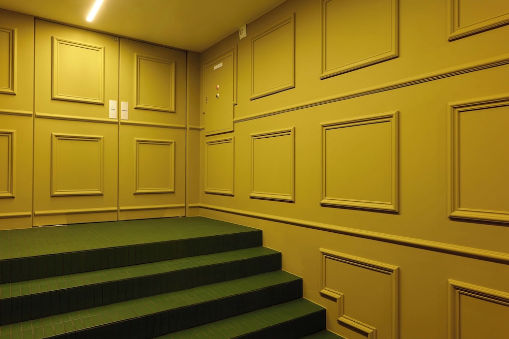The Coolest Hotel 69
