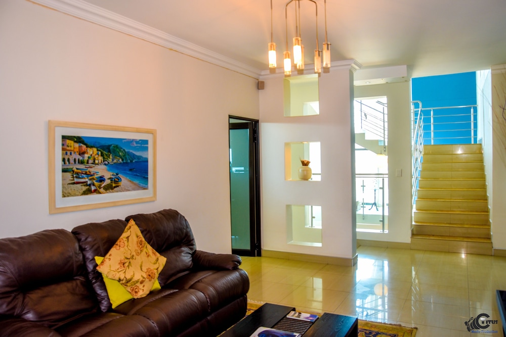Boathouse Seaview Suites Guest House