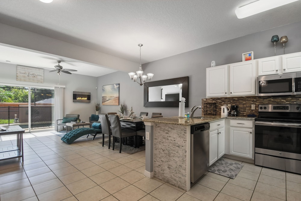 3-bedroom Villa in Bella Vida Resort, Close2disney