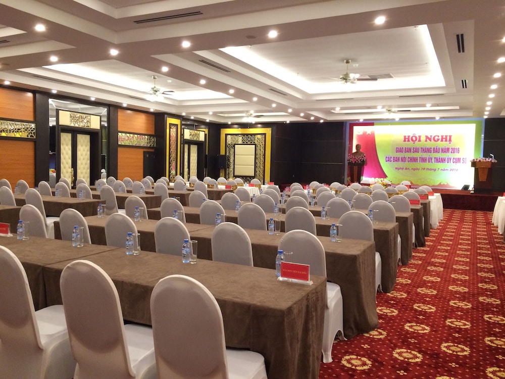 meeting & event spaces