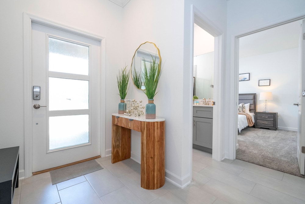 NEW Home Storeylake 4Bd 3 Walking Clubhouse view 5