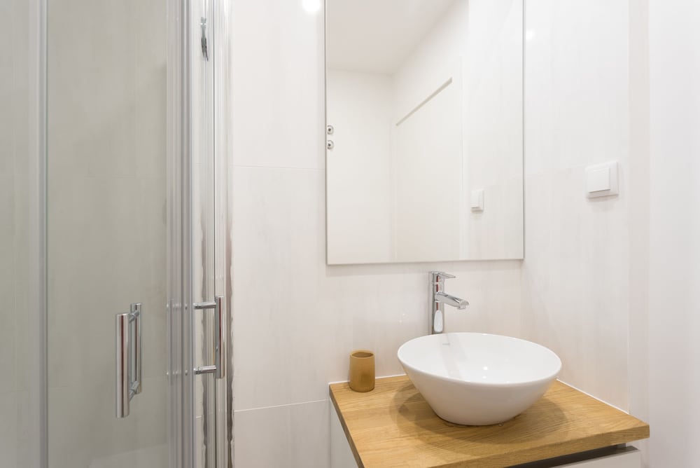 Alfama Lounge Three-Bedroom Apartment w/ River View and Parking - by LU Holidays