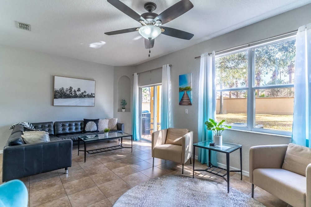 236 Regal Palms