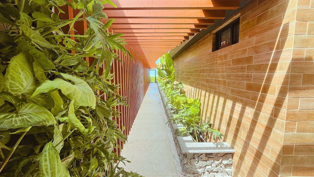 Hyde Park Lofts - by Living