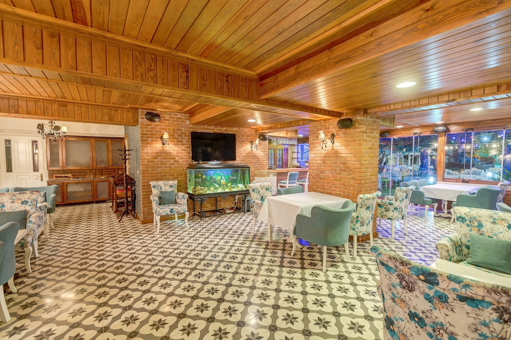 Alaroof Otel - Image 33