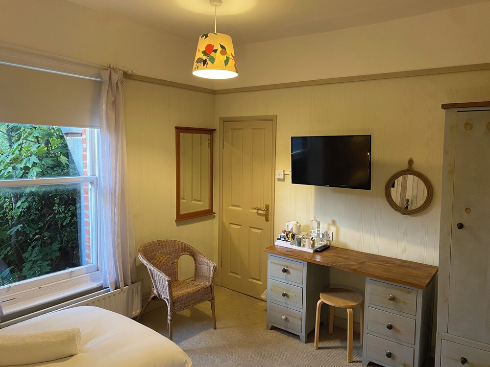 Wareham Vacations - West Lulworth House - Property Image 5