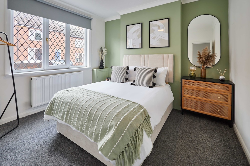 Host Stay Joffre Avenue