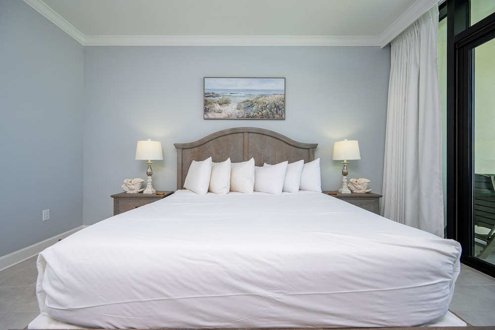 Phoenix Gulf Shores Ii 303 3 Bedroom Condo