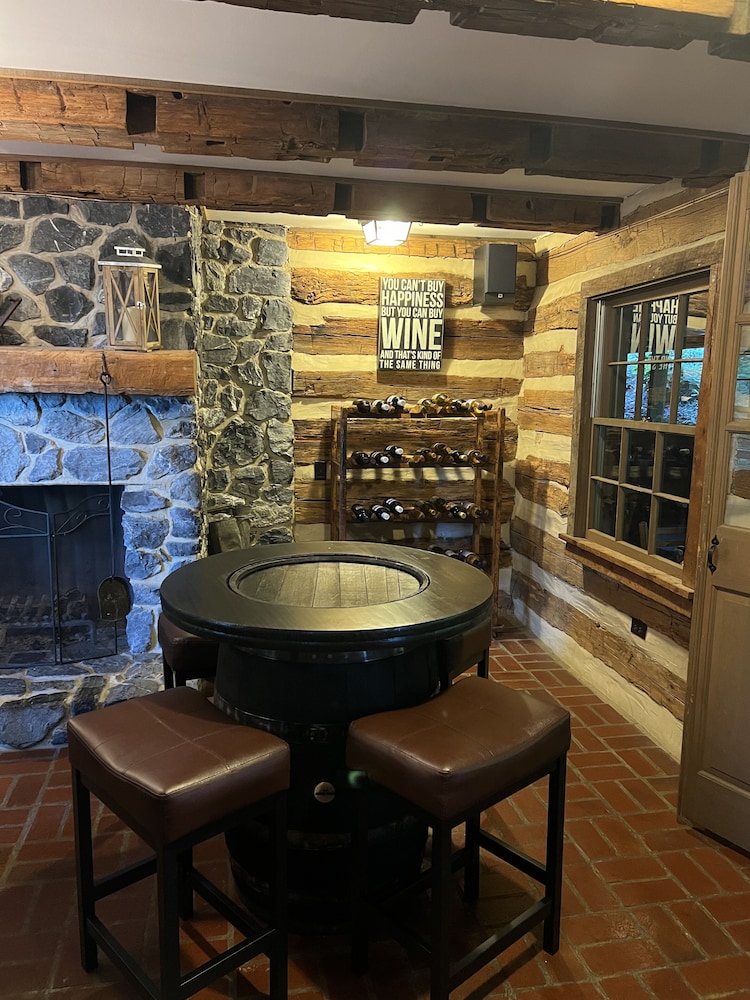 Sugar Tree Inn