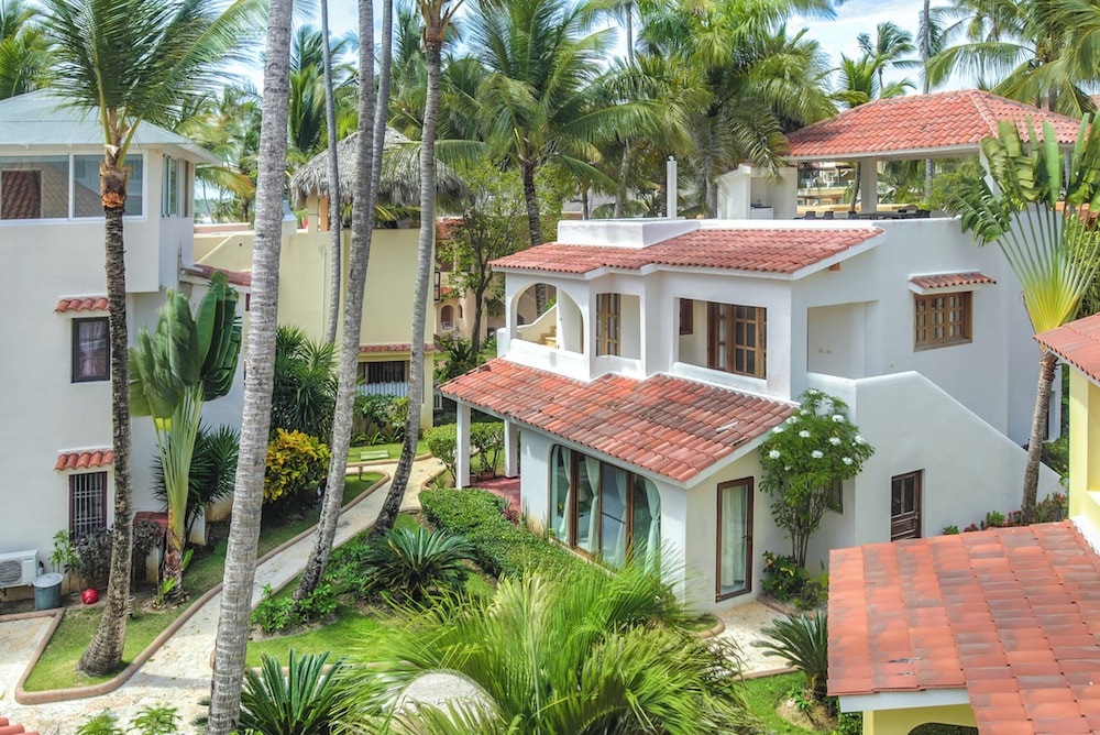 TROPICAL VILLAS playa LOS CORALES