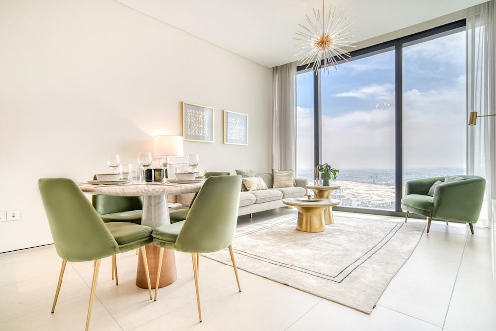 Cityscape and Majestic Retreat at Address JBR