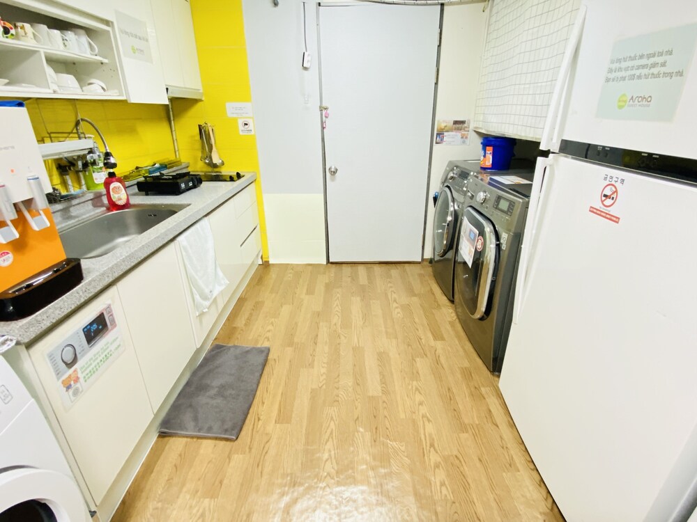 Aroha Guest House