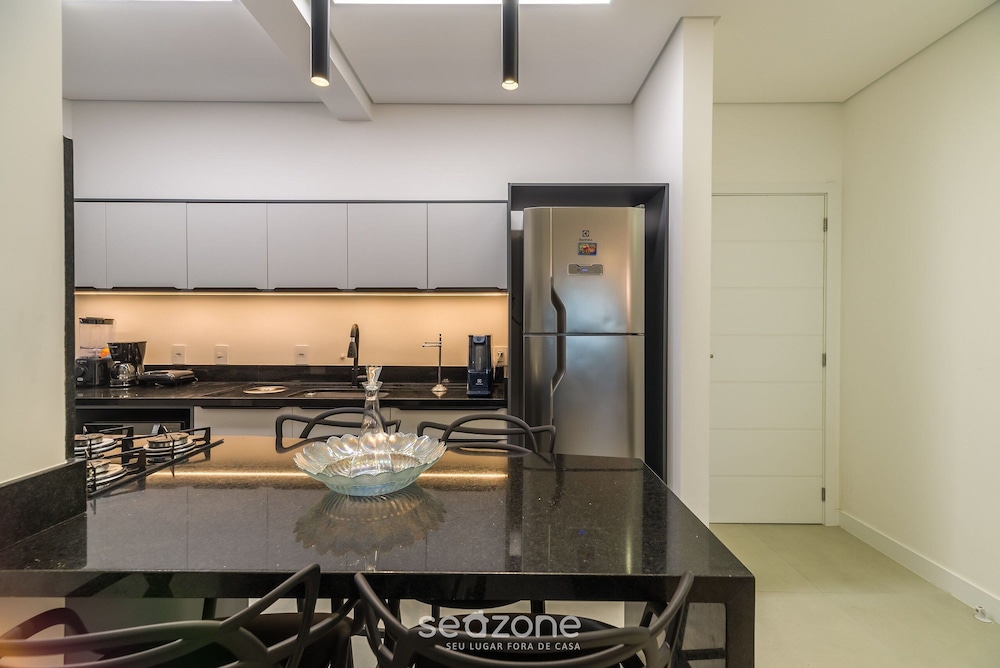 Apart in Cond. w/ Pool 400m From the Beach Tdb0101
