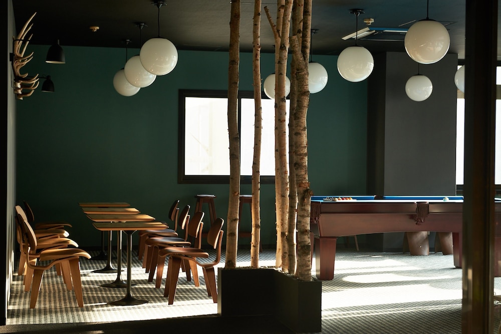 lounge