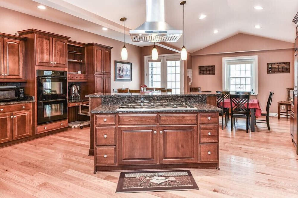 Leesburg Vacations - The Manor at Courtland Farm - Property Image 18