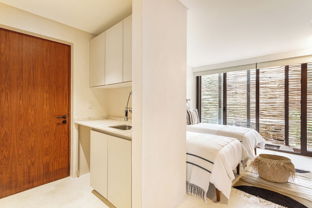 BT Homes - Zama Boho