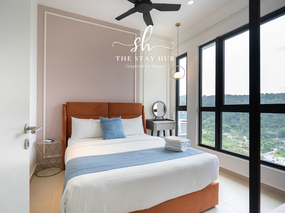 Paxtonz Luxe Suites by The Stay Hub