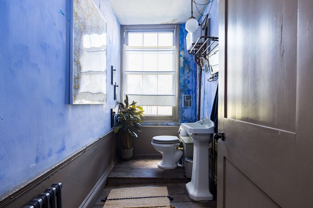 Extraordinary Grade Ii-listed Early Georgian Home