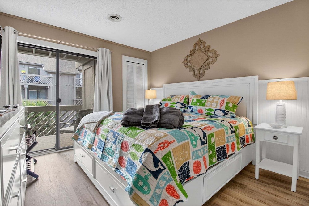 Ocean View Condominium 2 Bedroom Condo