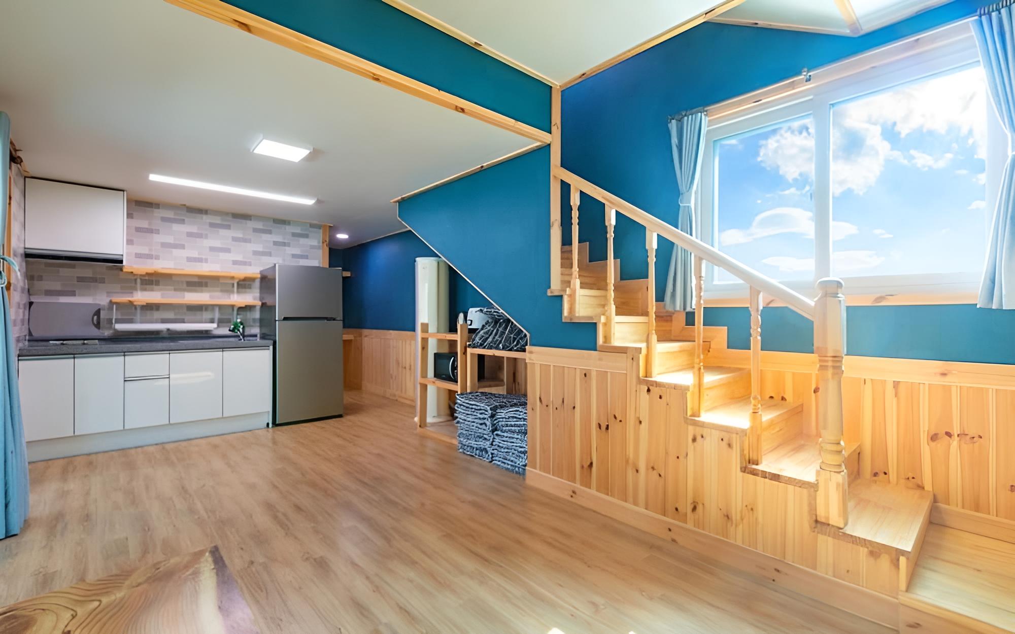 Tongyeong Friend Pension view 3