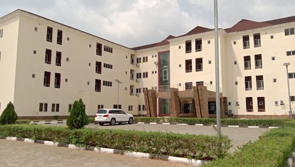 AM 2 PM Hotel and Suites