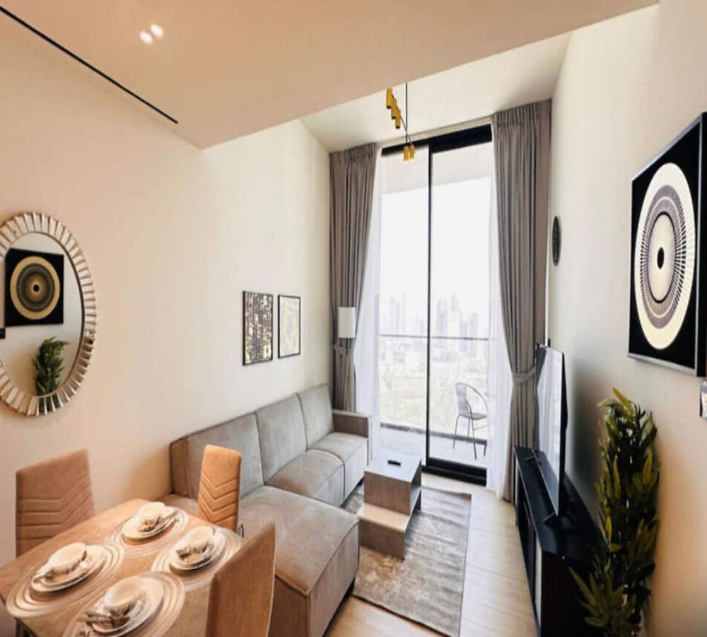 OYO HOME 1482 Standard One Bedroom
