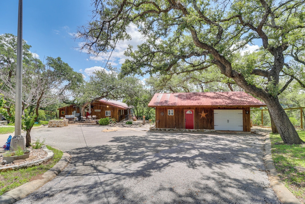 Waterfront Spicewood Home: Deck, Fire Pit Grill - Property Image 26