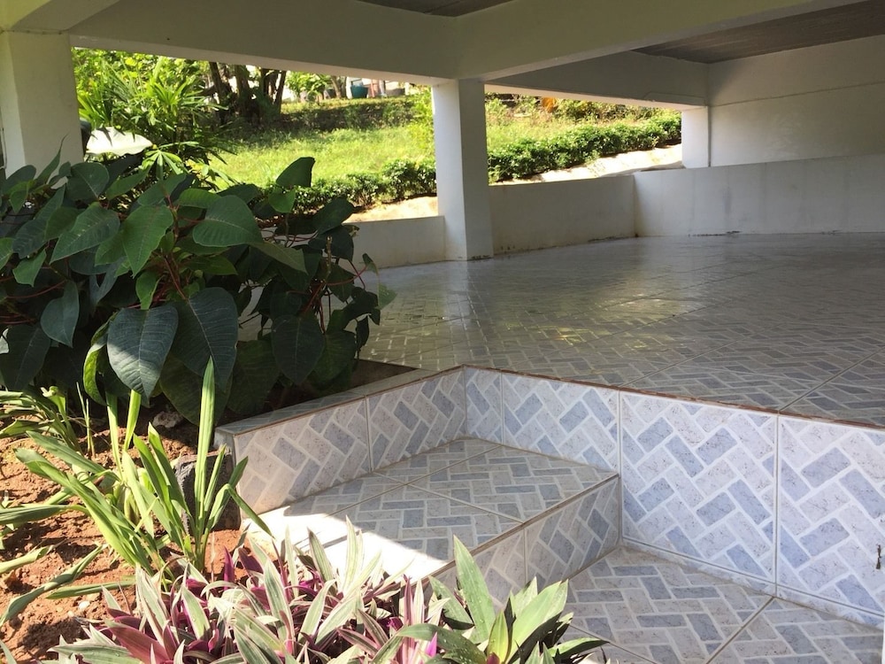 Baan Auemdao Resort