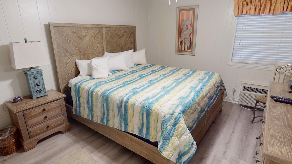 A Place At The Beach V A109 2 Bedroom Condo