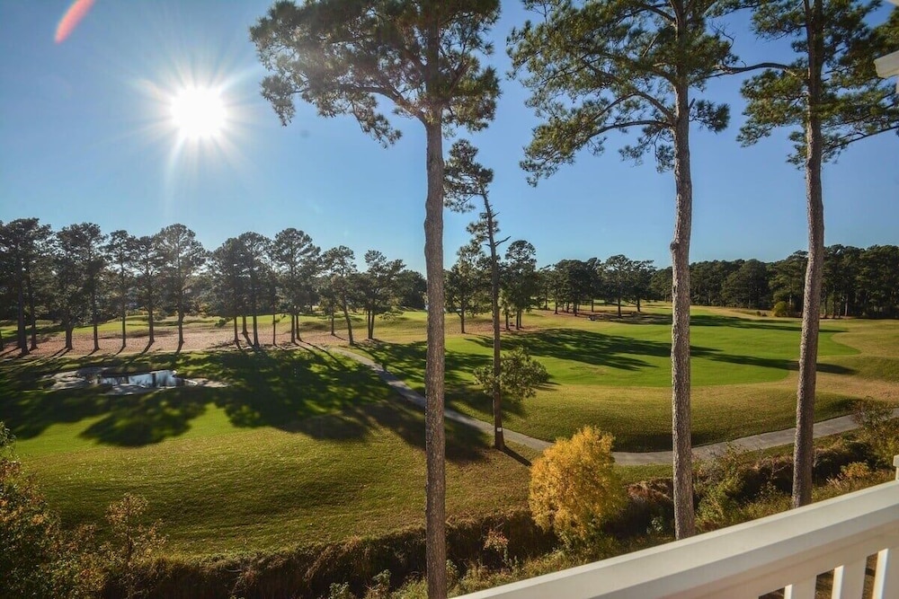 Magnolia Pointe 4878-402 2 Bedroom Condo
