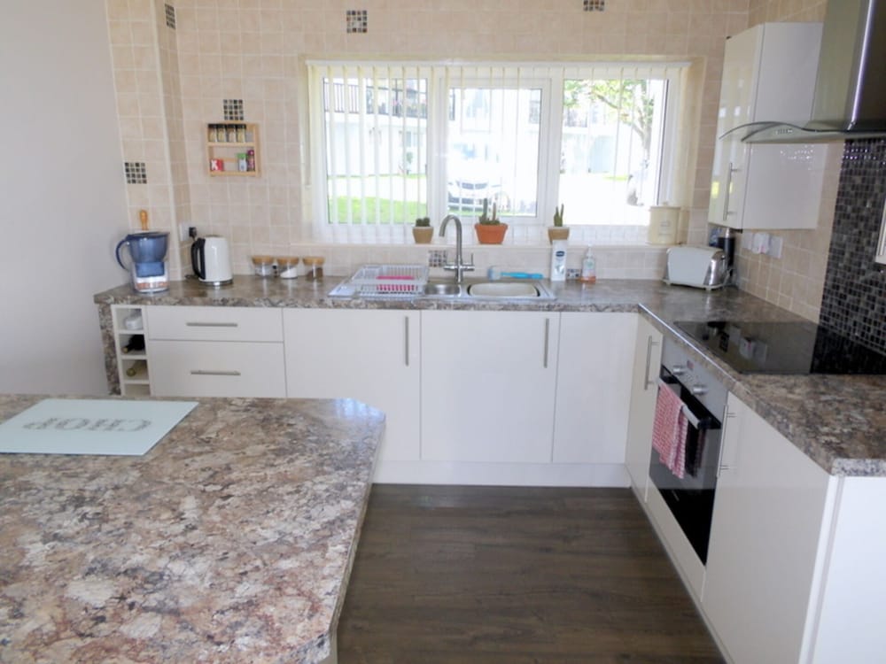 Sleeps6- Countryside Privacy- 30mintobeach view 4