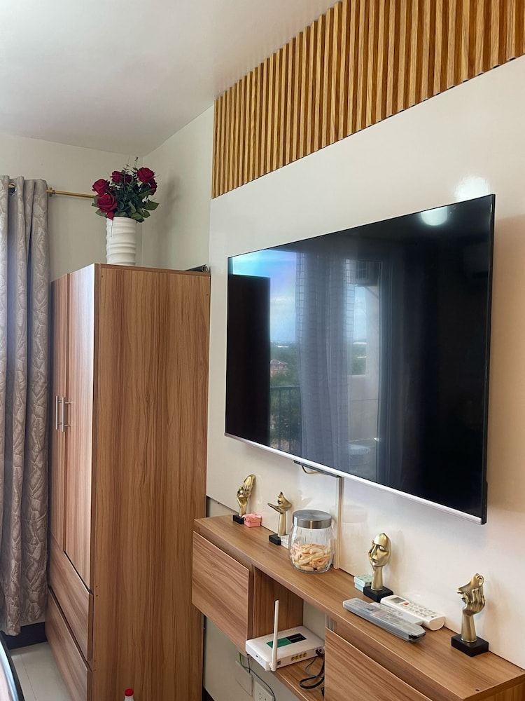 Room in Studio - Luxury Condo-sea View- Near Beach