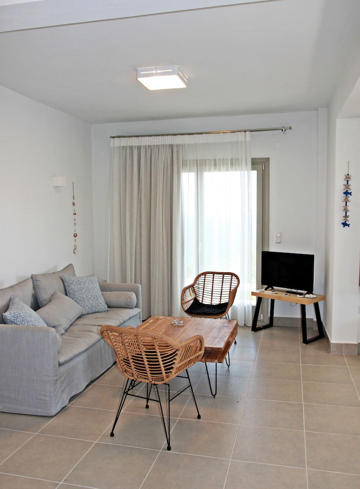 Moses Villa view 5