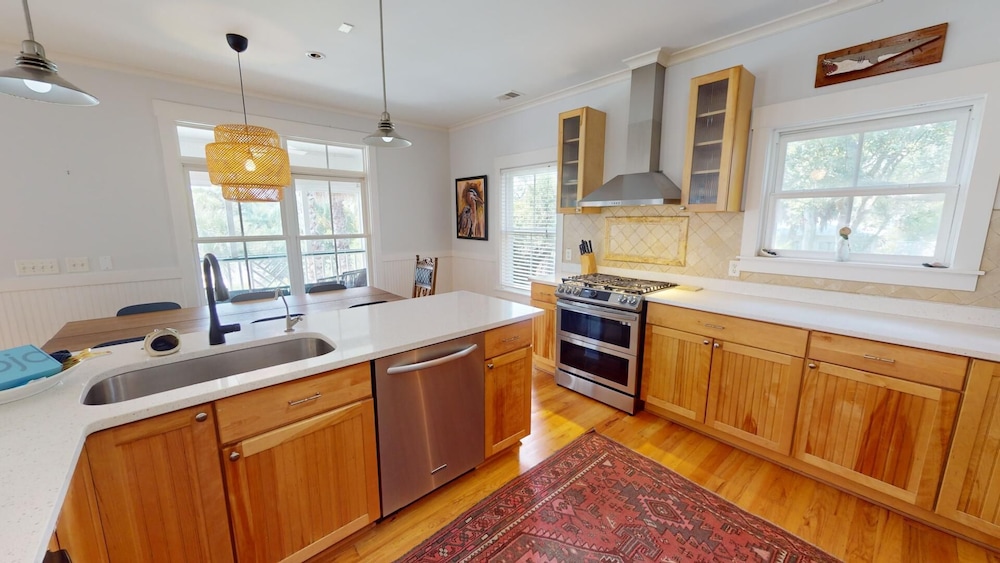 Miss Us Howl by Tybee Vacation Rentals