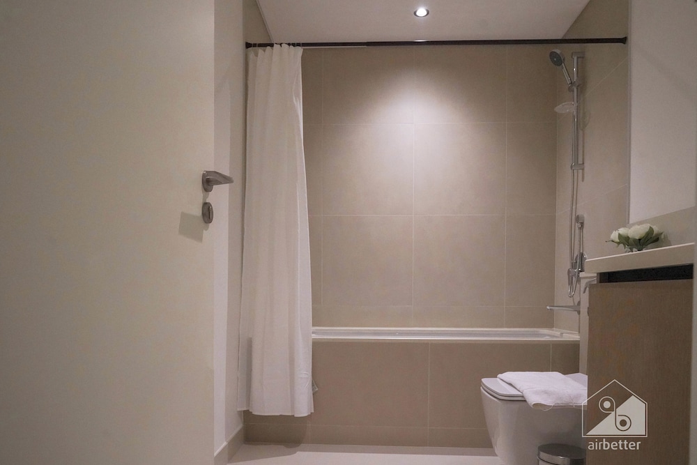 Burj Crown Luxurious 3bedroom Balcony