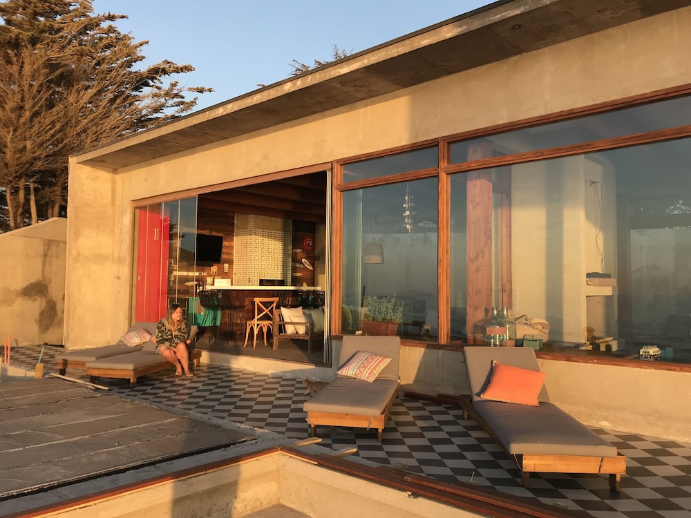 Casa Cliff view 2