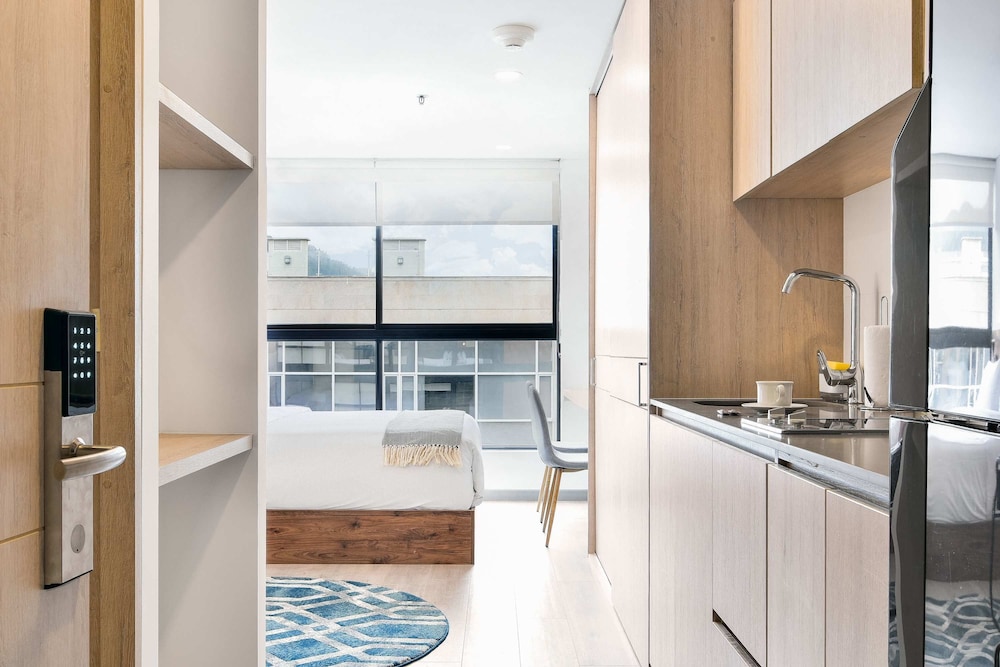 w Dazzling Loft w Perfect View in Santa Barbara