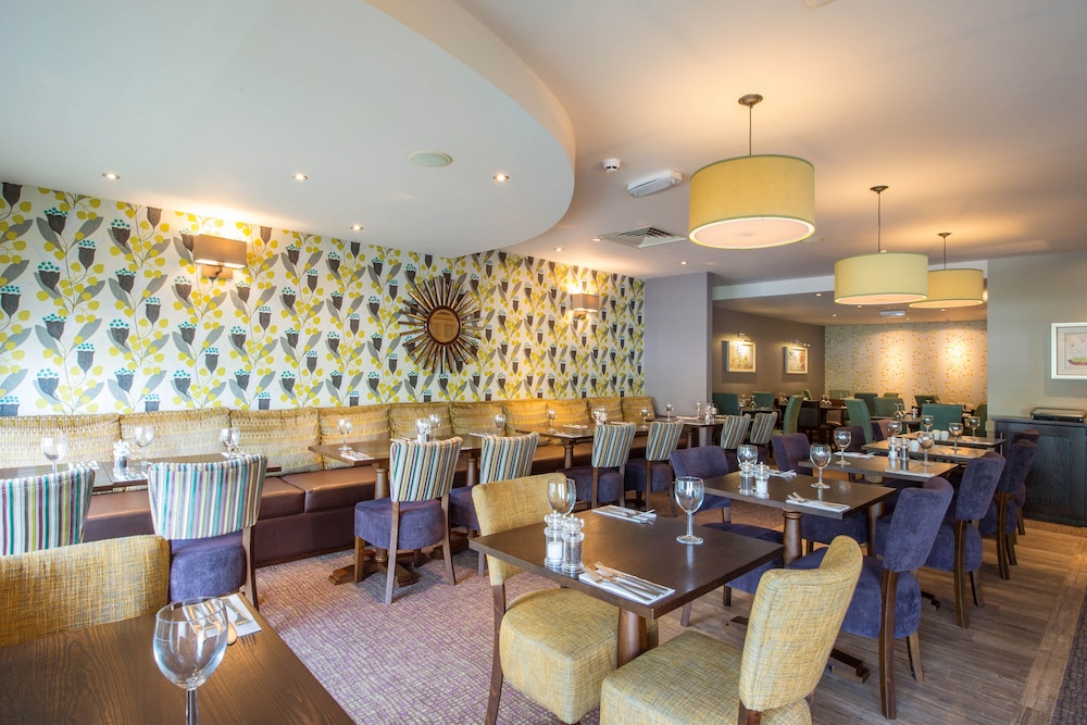 Premier Inn Poole North, photo 21