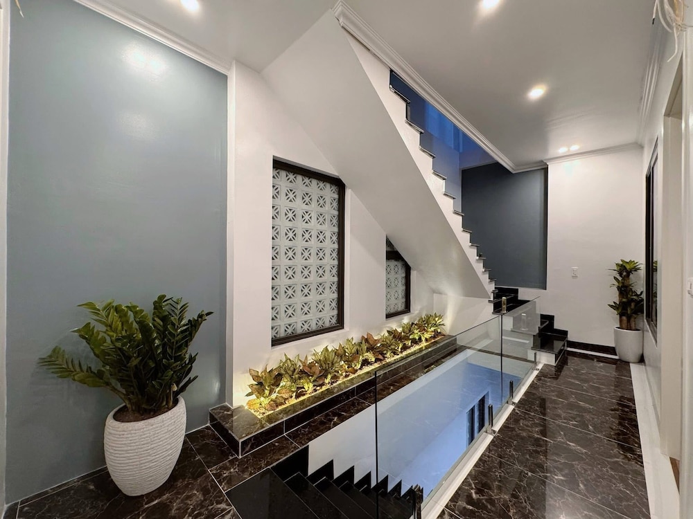 ALUC HOUSE