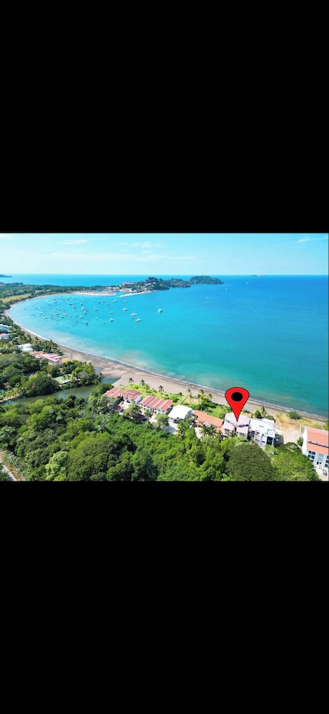 Beachfront2 bed 2 Bathportreroflamigo-marina